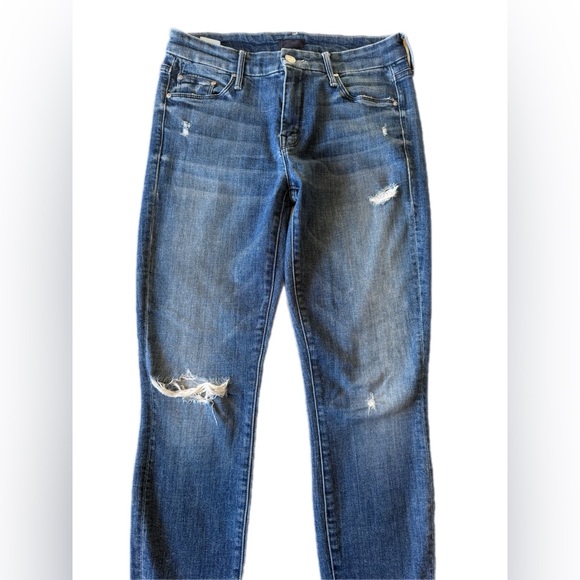 MOTHER the Looker Crop
Jean Distressed Size 27 - Picture 14 of 16
